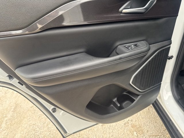 2022 Jeep Grand Cherokee Altitude