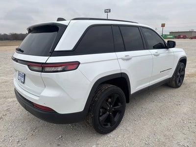 2022 Jeep Grand Cherokee Altitude
