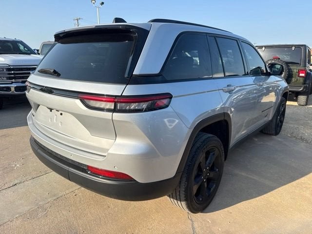 2023 Jeep Grand Cherokee Altitude