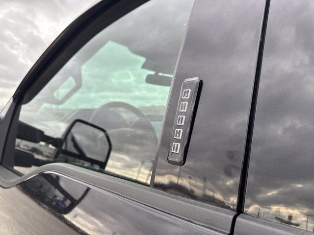 2022 Ford Super Duty F-350 DRW XL
