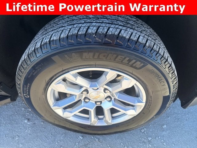 2025 Chevrolet Suburban LS