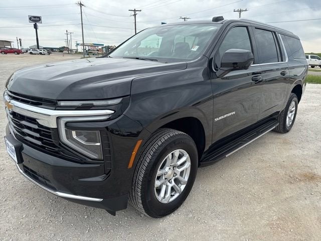 2025 Chevrolet Suburban LS