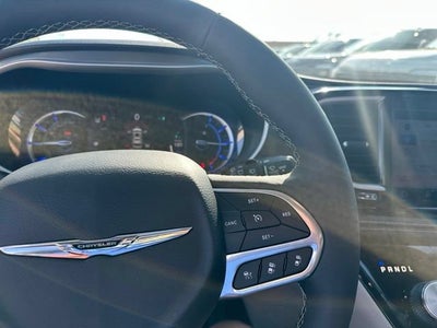2024 Chrysler Pacifica Hybrid Select