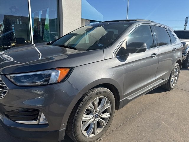 2021 Ford Edge Titanium