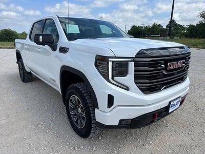 2025 GMC Sierra 1500 AT4