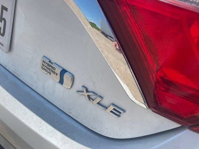 2017 Toyota Camry Hybrid LE