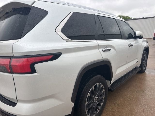 2024 Toyota Sequoia SR5