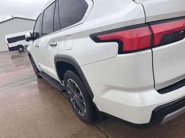2024 Toyota Sequoia SR5