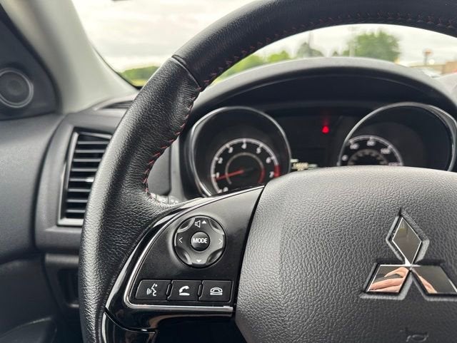 2025 Mitsubishi Outlander Sport S