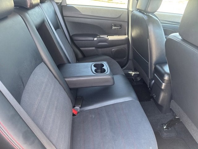 2024 Mitsubishi Outlander Sport S