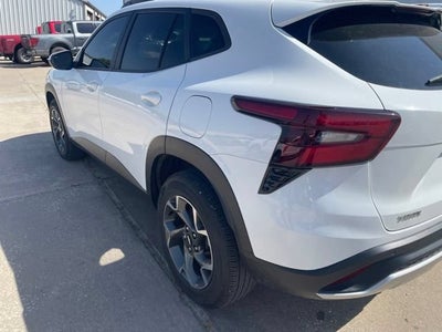 2024 Chevrolet Trax LT