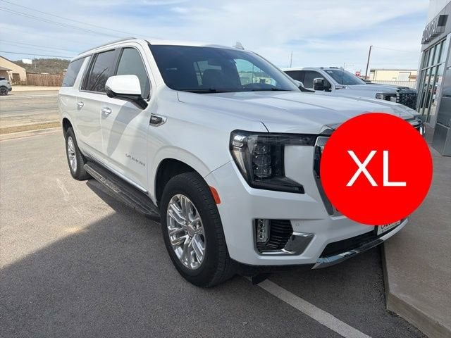 2022 GMC Yukon XL SLT