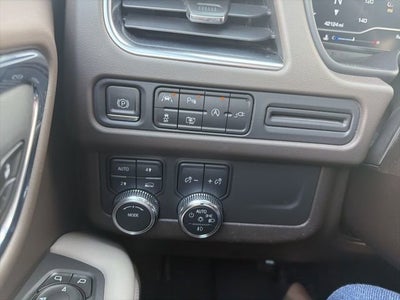 2022 GMC Yukon XL SLT