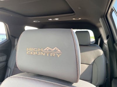 2023 Chevrolet Traverse High Country