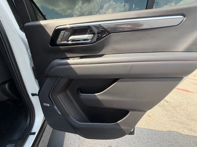 2025 Chevrolet Tahoe RST