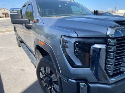 2024 GMC Sierra 2500 HD Denali