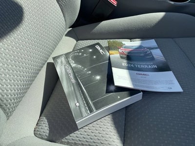 2024 GMC Terrain SLE
