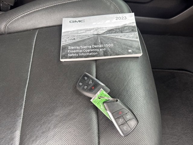 2023 GMC Sierra 1500 SLT