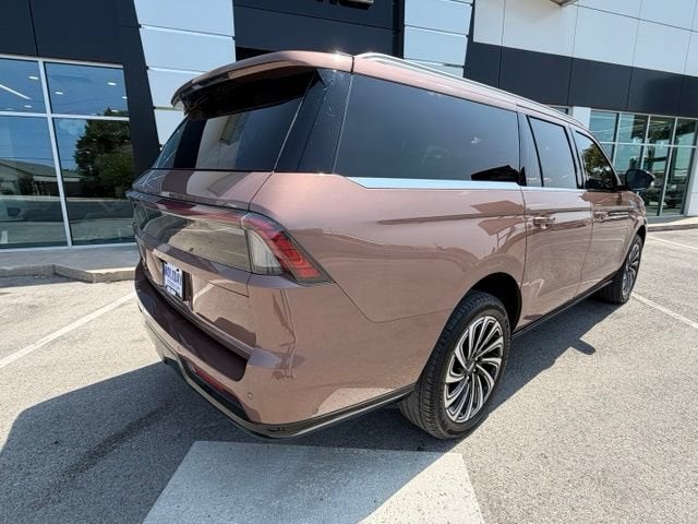 2025 Lincoln Navigator L Black Label