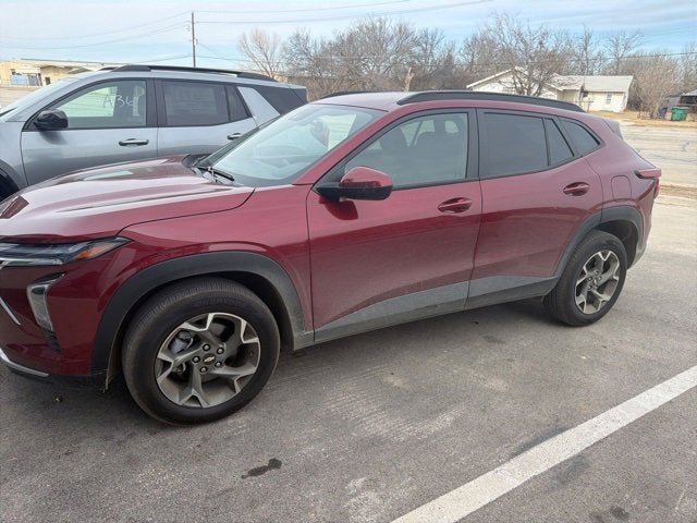 2025 Chevrolet Trax LT