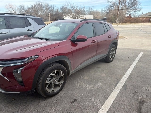 2025 Chevrolet Trax LT