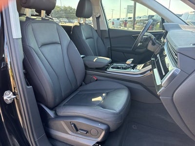2022 Audi Q7 Premium
