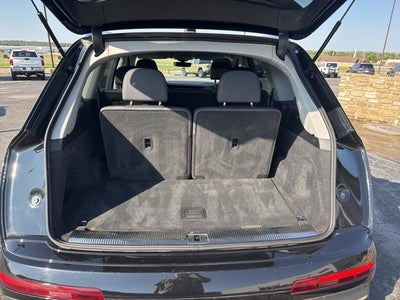 2022 Audi Q7 Premium