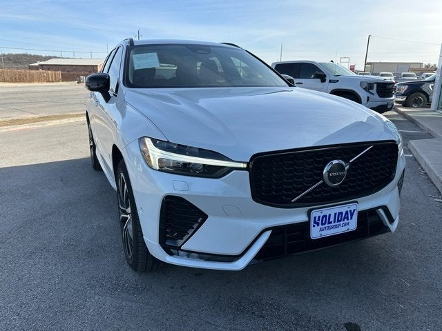 2025 Volvo XC60 Plus