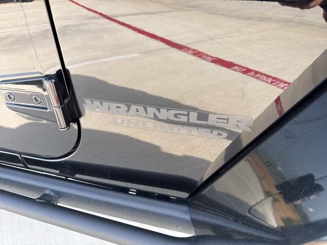 2015 Jeep Wrangler Unlimited Sahara Altitude