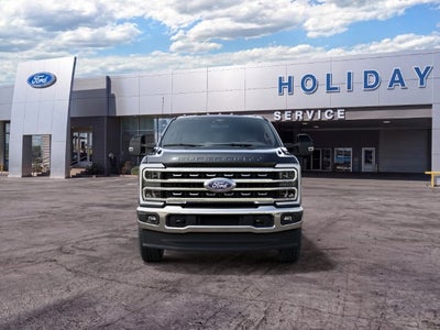 2027 Ford F-350SD Lariat