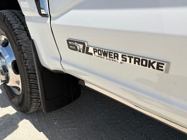 2026 Ford F-350SD Lariat DRW