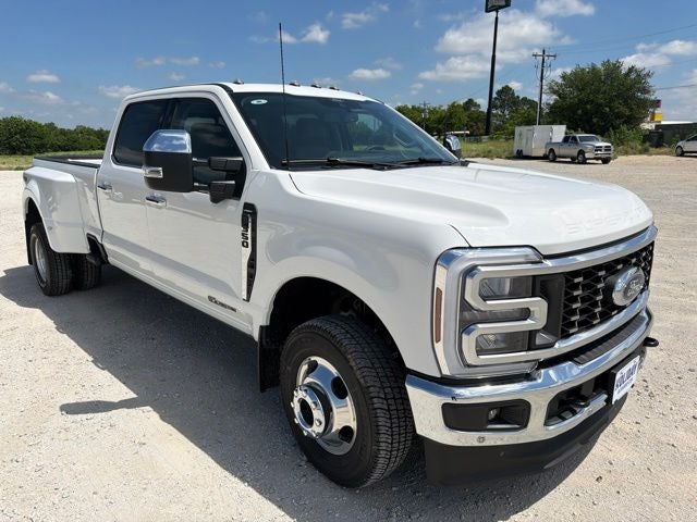 2026 Ford F-350SD Lariat DRW