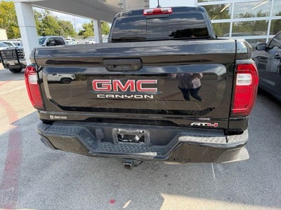 2024 GMC Canyon AT4