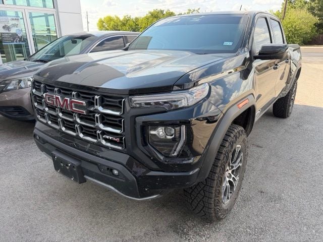 2024 GMC Canyon AT4