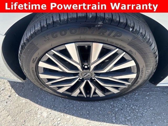 2023 Nissan Altima 2.5 SV