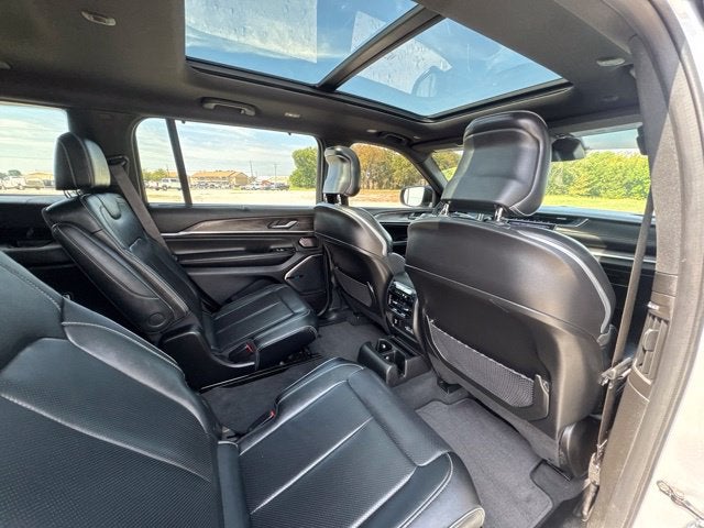 2022 Jeep Grand Cherokee L Overland