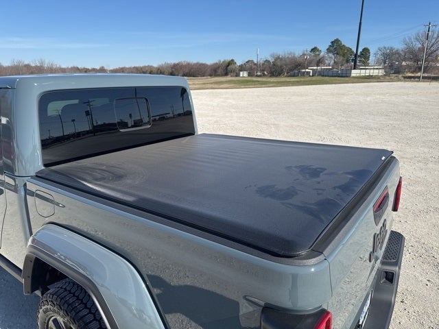 2025 Jeep Gladiator Nighthawk