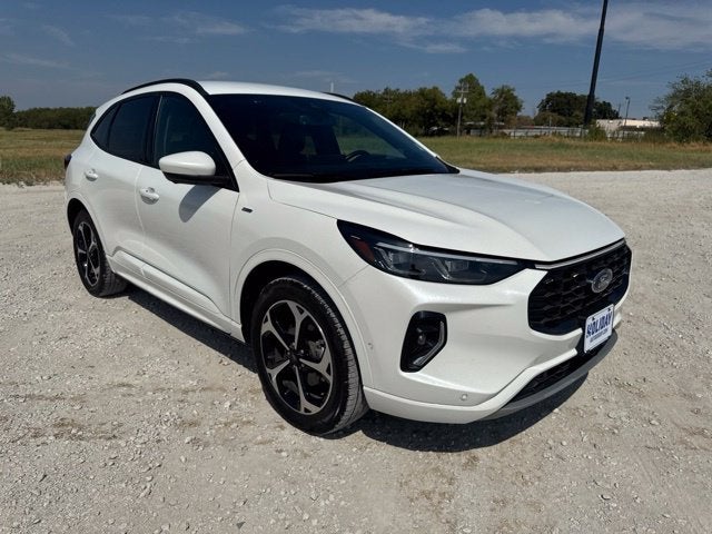 2023 Ford Escape ST-Line Elite
