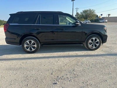 2027 Ford Expedition Active