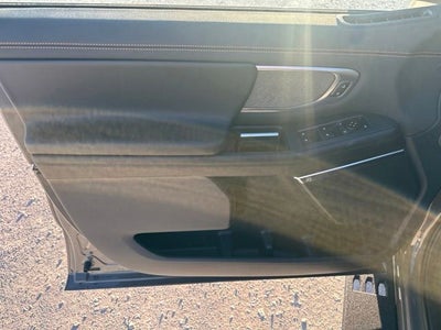 2027 Ford Expedition Tremor