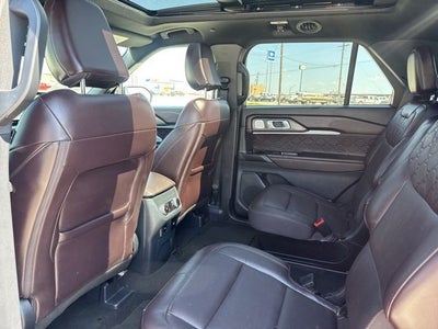 2025 Ford Explorer Platinum