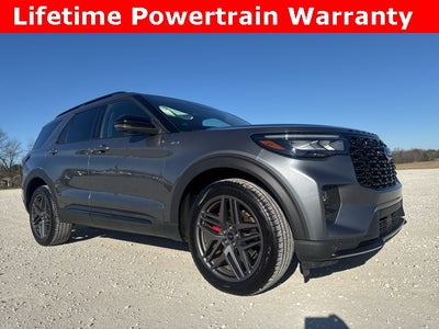 2025 Ford Explorer ST-Line