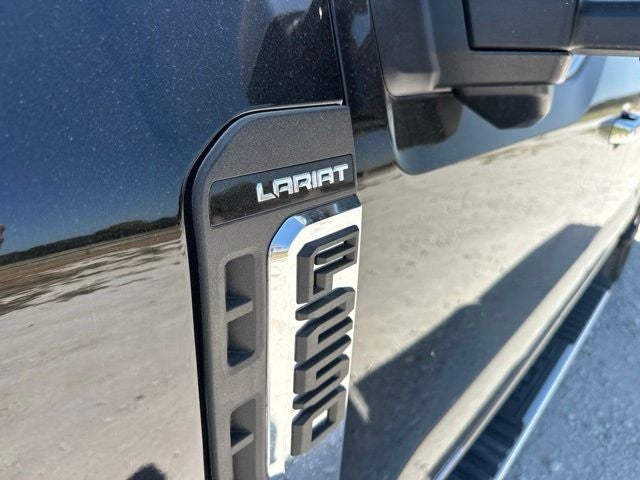 2026 Ford F-250SD Lariat Retail