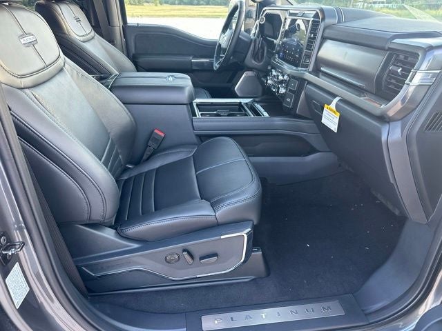 2026 Ford F-350SD Platinum Retail