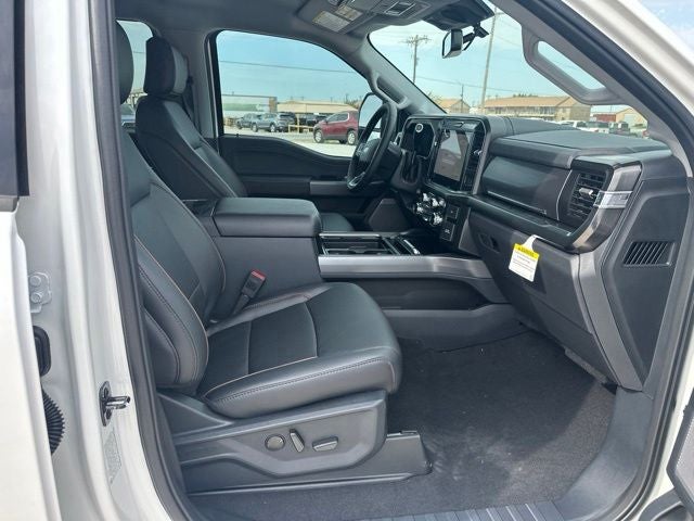 2026 Ford F-350SD Lariat Retail