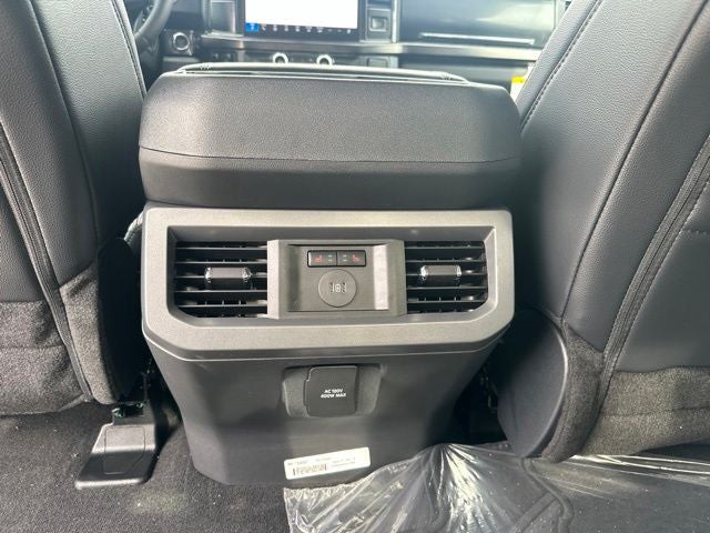 2026 Ford F-350SD Lariat Retail
