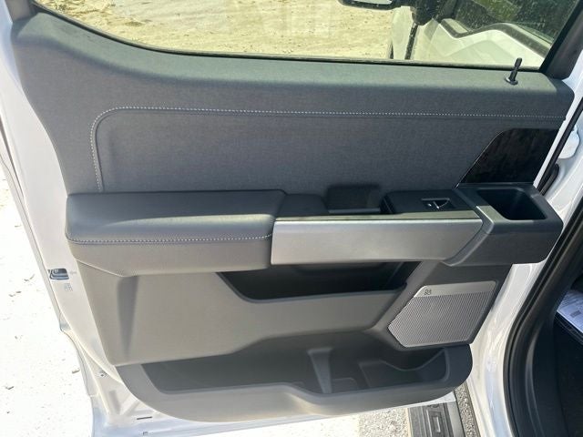 2026 Ford F-350SD Lariat Retail