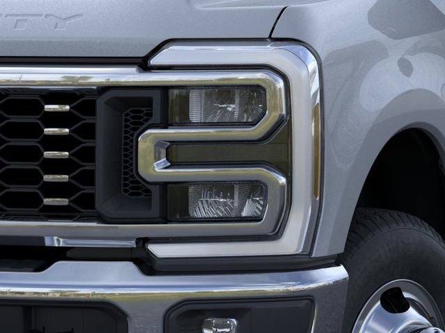 2026 Ford F-350SD Lariat Retail