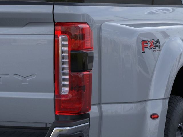 2026 Ford F-350SD Lariat Retail