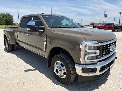 2026 Ford F-350SD Lariat DRW
